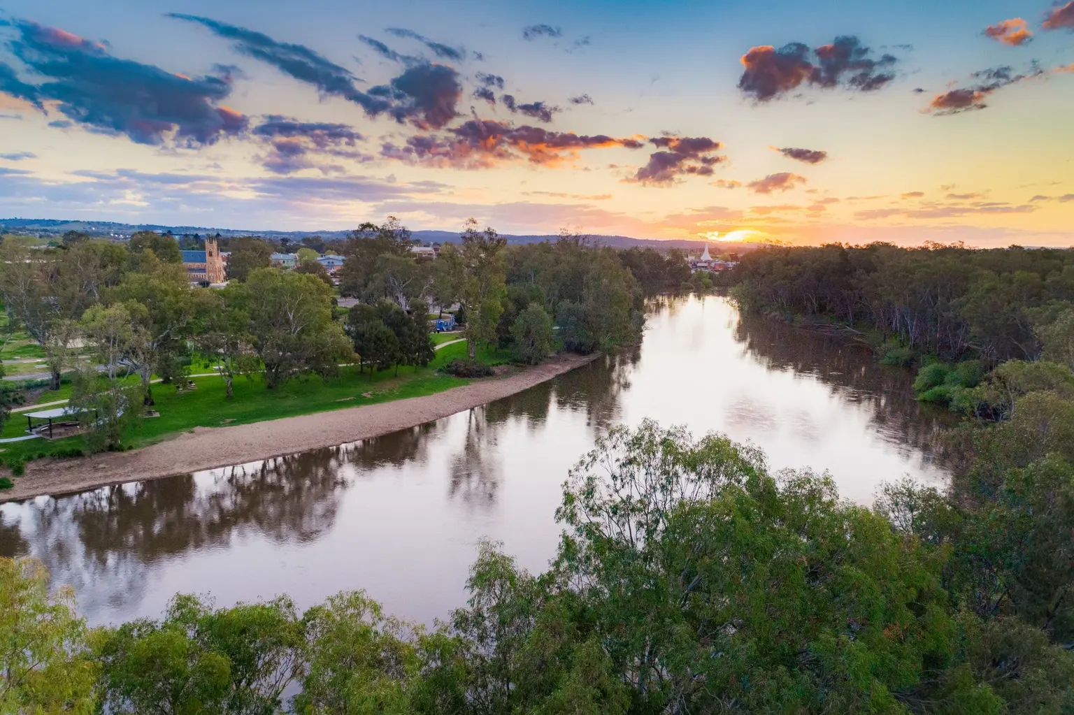 Charter flights to Wagga Wagga